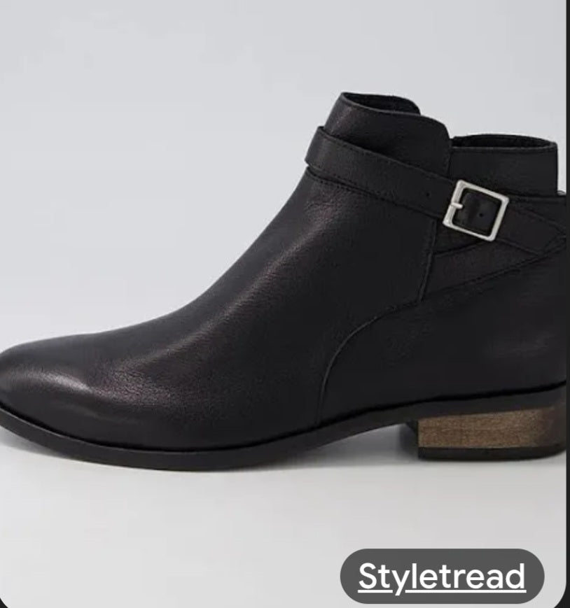 Custom P Wignell Womens Ankle Leather Boots