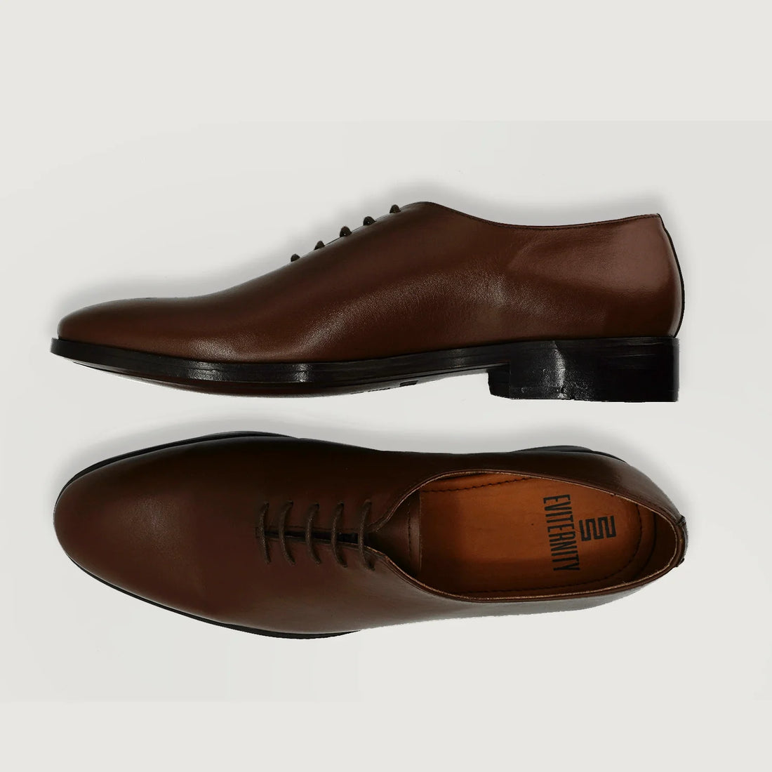Director Wholecut Brown Leather Shoes