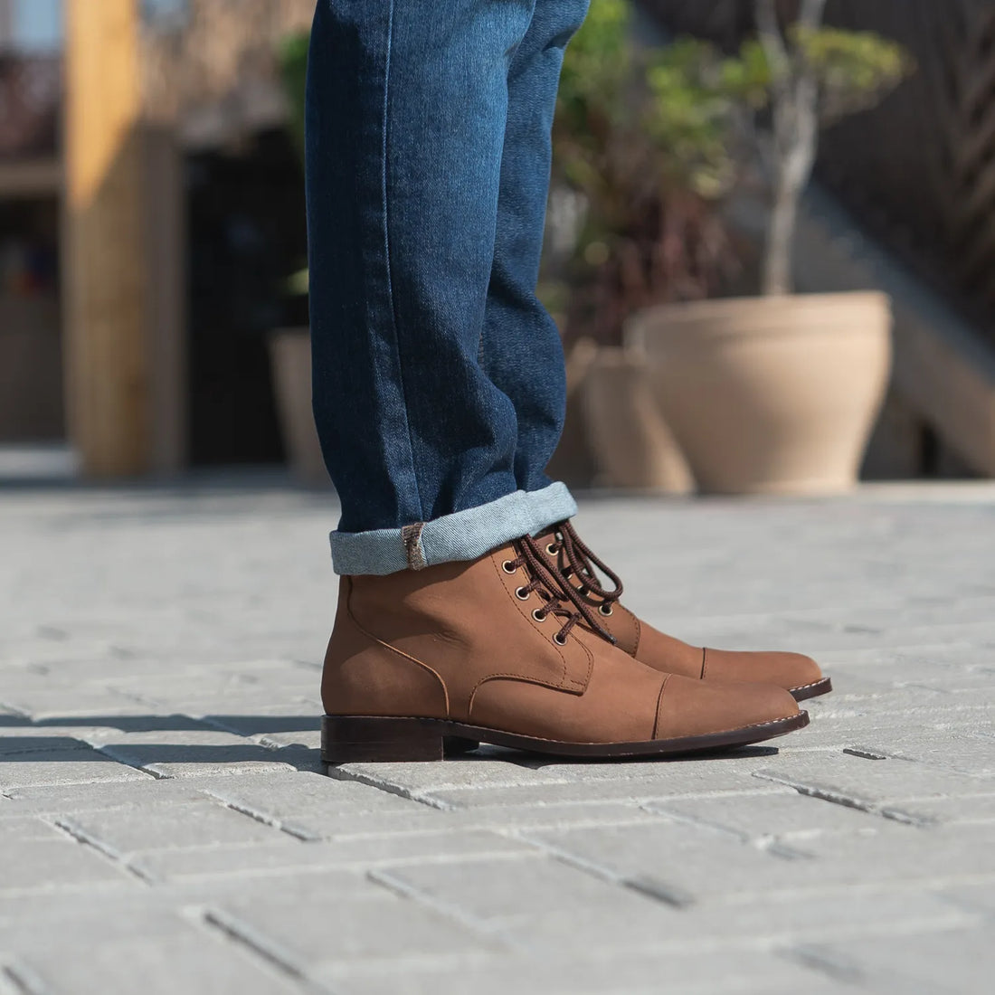 Knight Derby Oil Pull-up Brown Leather Boots