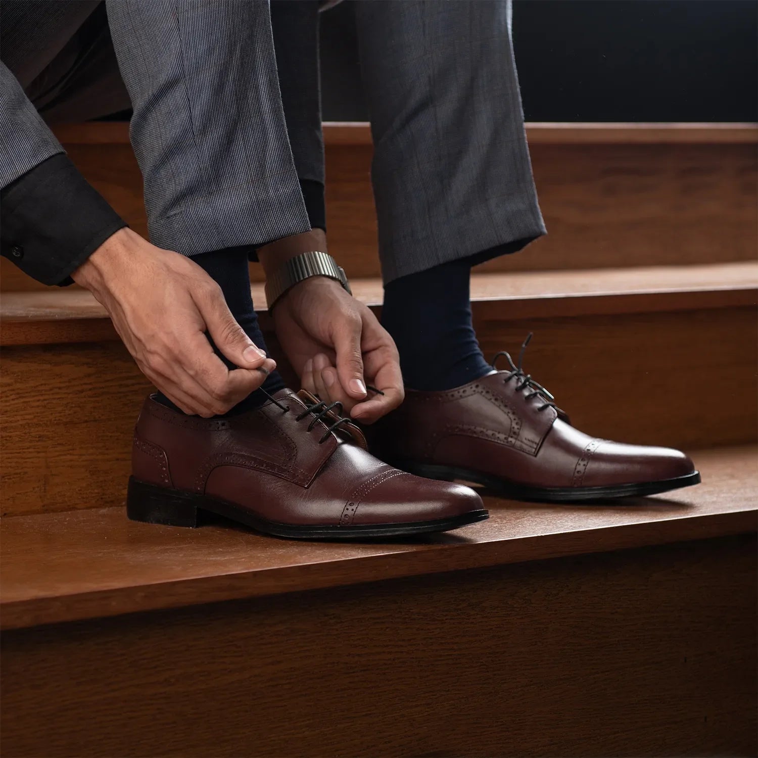 Dirk Brogues Derby Maroon Leather Shoes