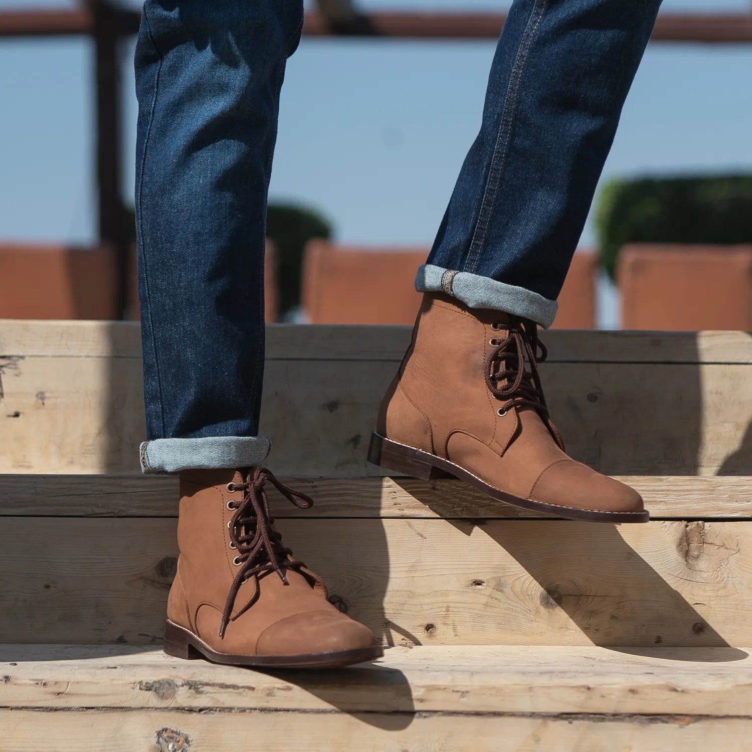 Knight Derby Oil Pull-up Brown Leather Boots