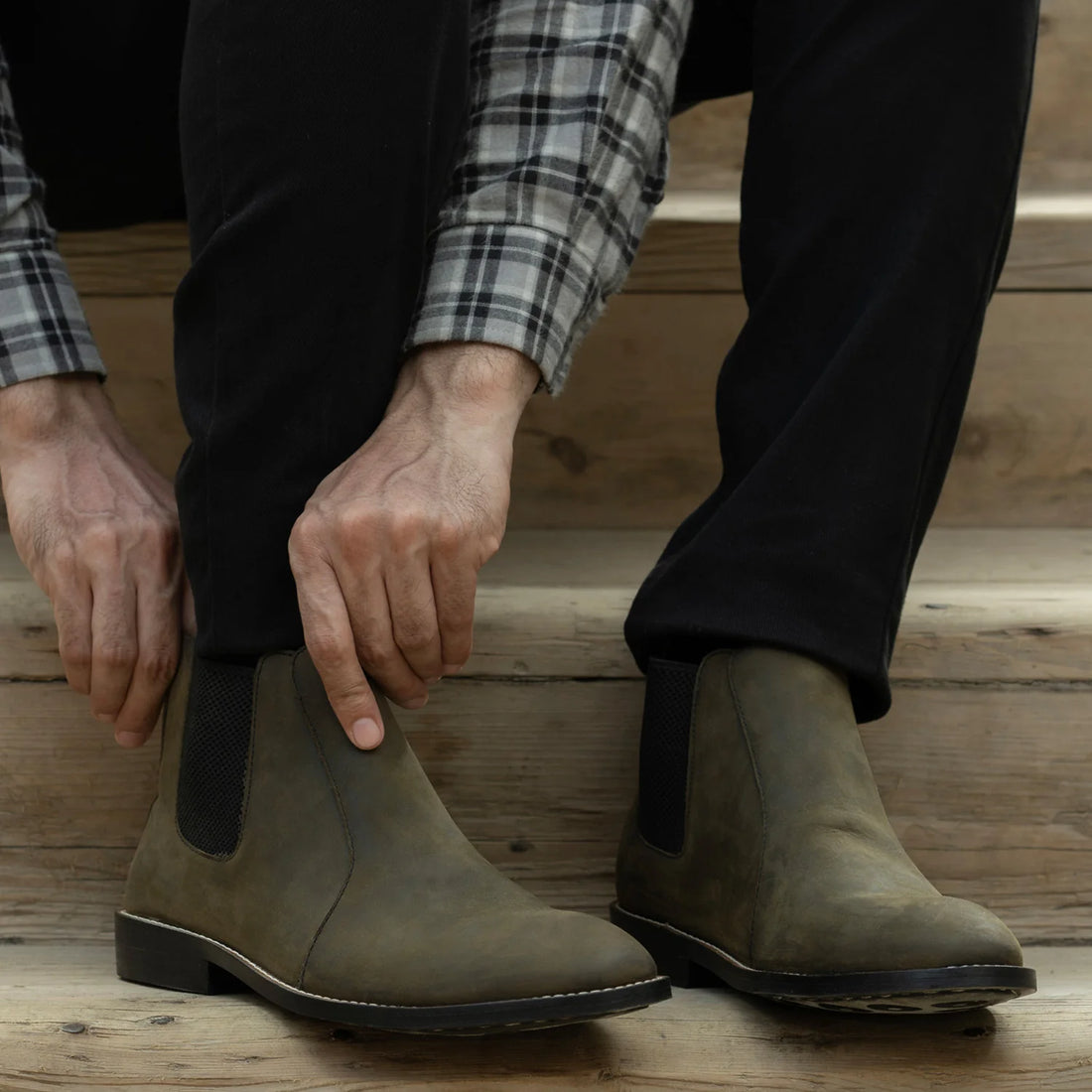 Clarkson Chelsea Olive Pullup Leather Boots - StudGuard