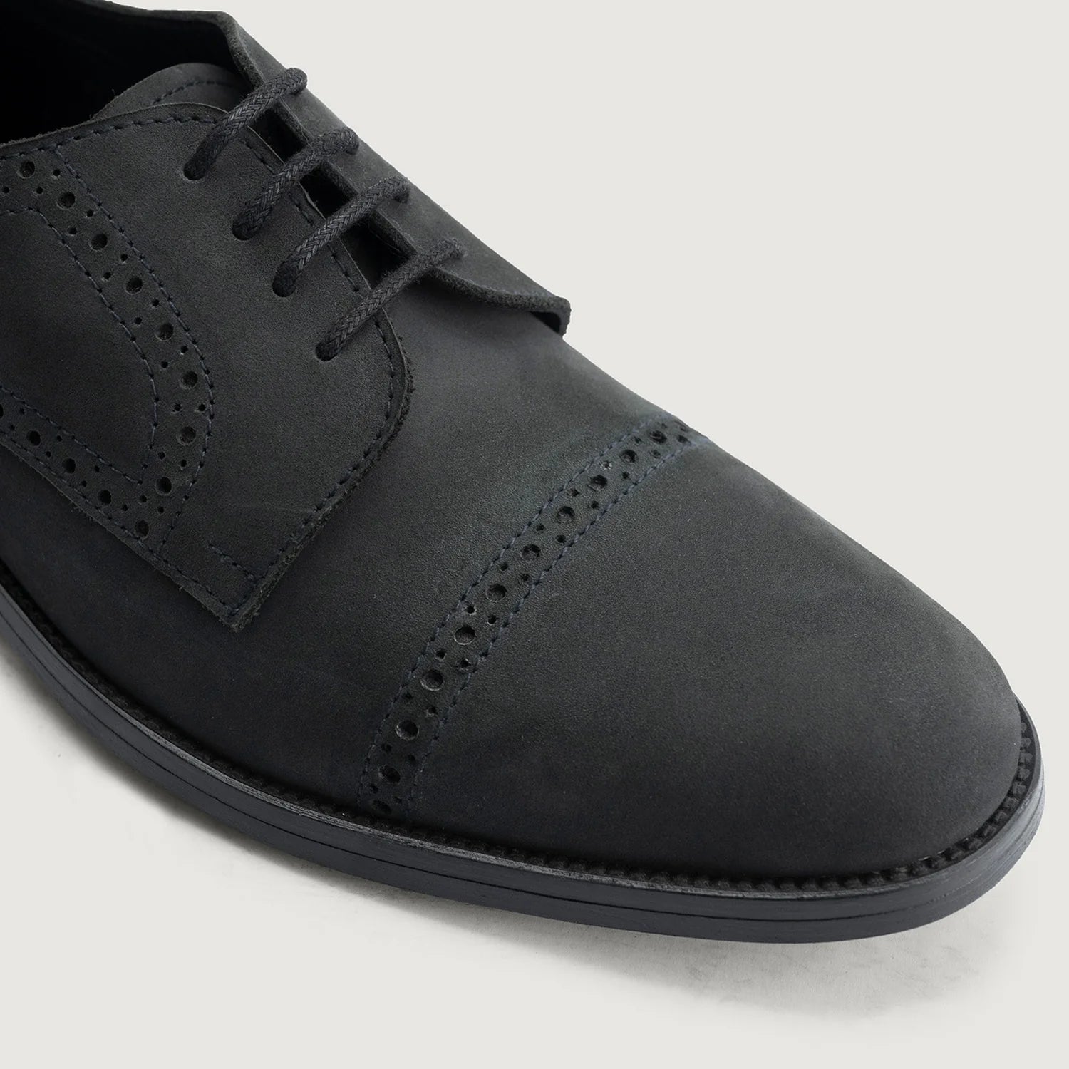 Dirk Brogues Derby Matte Black Nubuck Leather Shoes - StudGuard