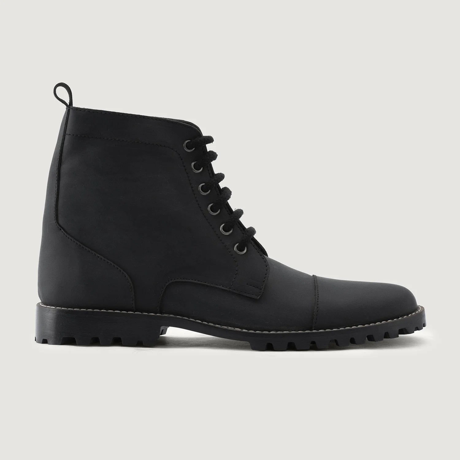 Knight Derby Matte Black Pullup Leather Boots - TerraGrip