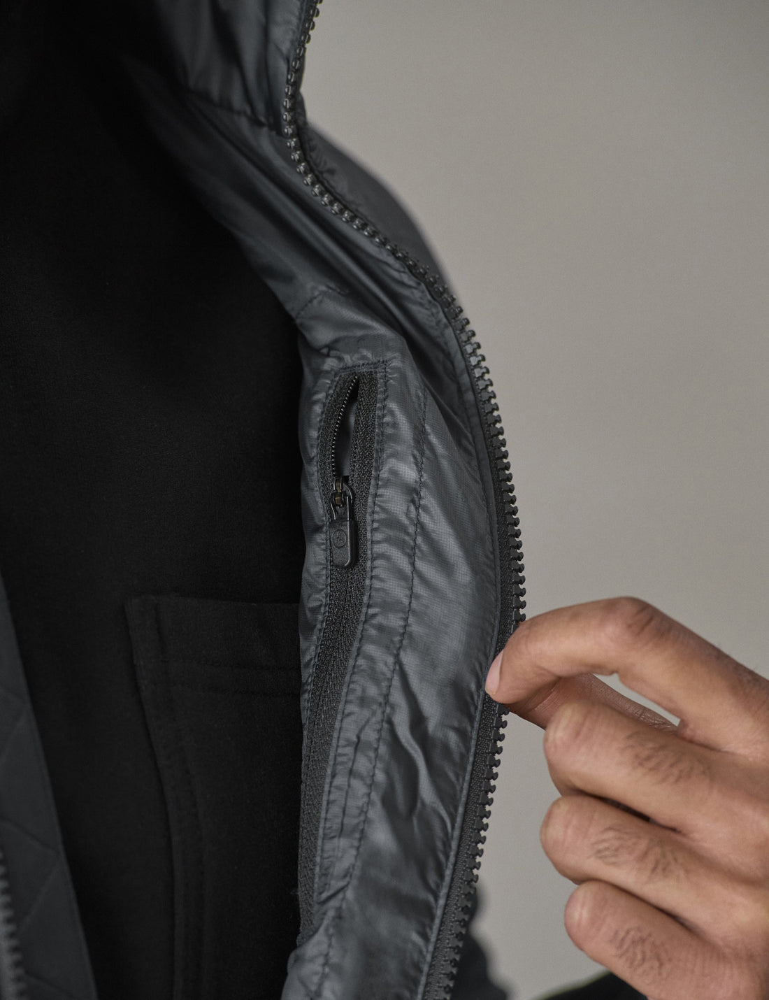 Hybrid Tech Full-Zip